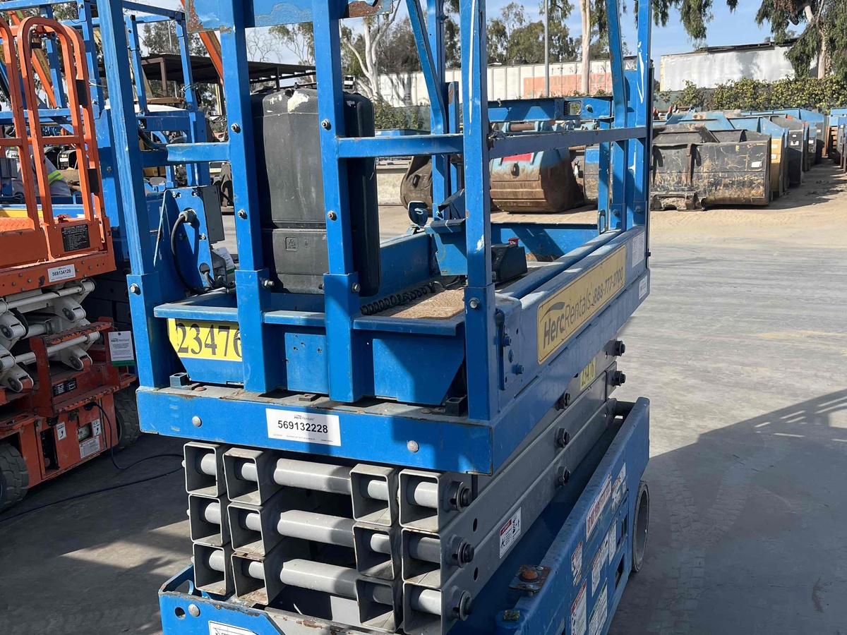 2018 Genie GS-1930-4