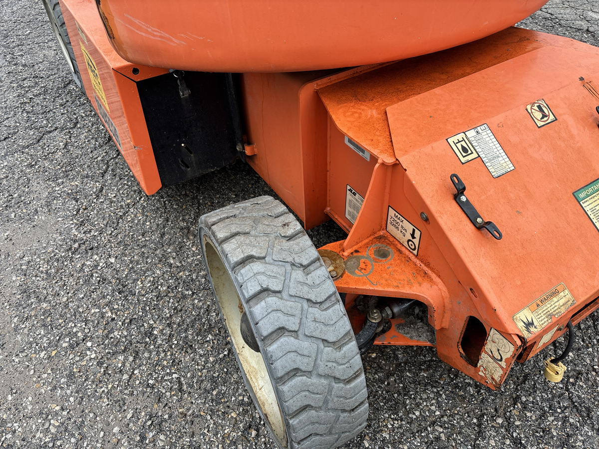 2018 JLG E400AJPN-3