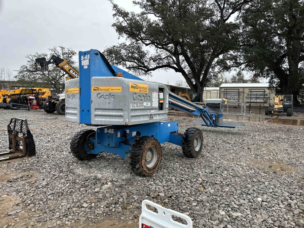 2018 Genie S-45