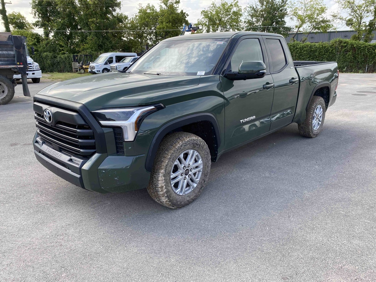2022 Toyota Tundra-1