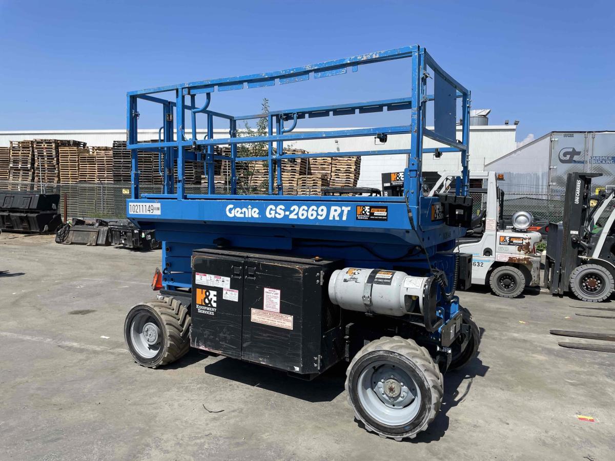 2017 Genie GS-2669 RT
