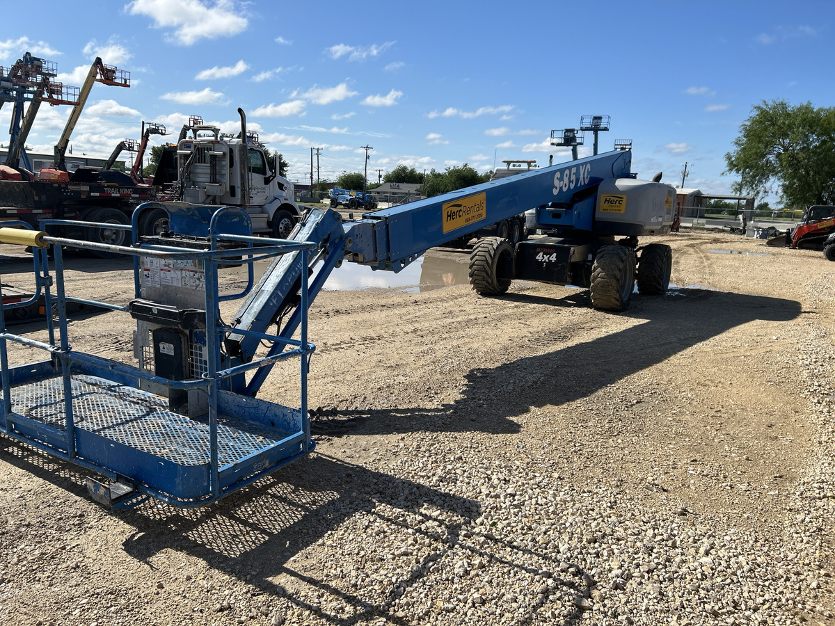 2018 Genie S-85-5
