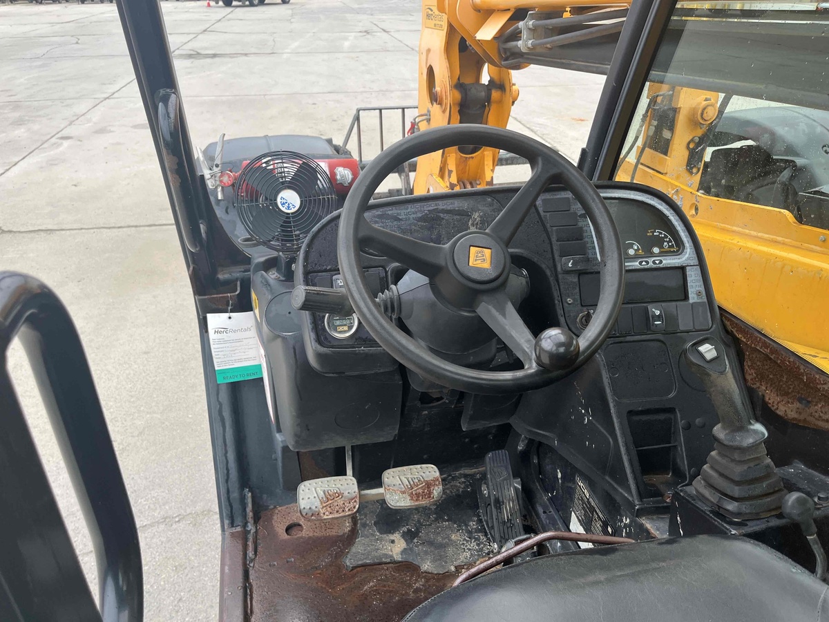 2018 JCB 509-42-1