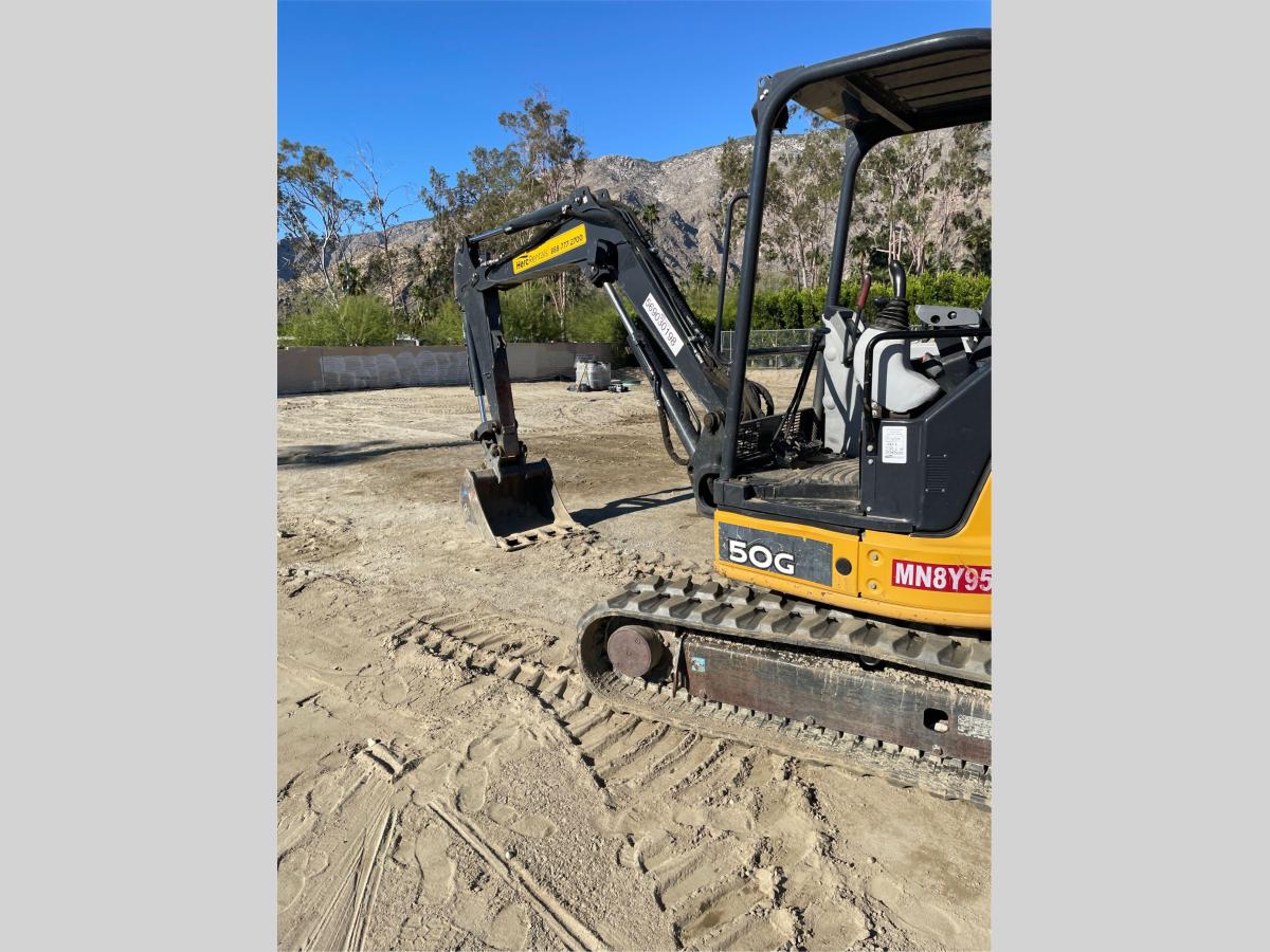 2018 John Deere 50G