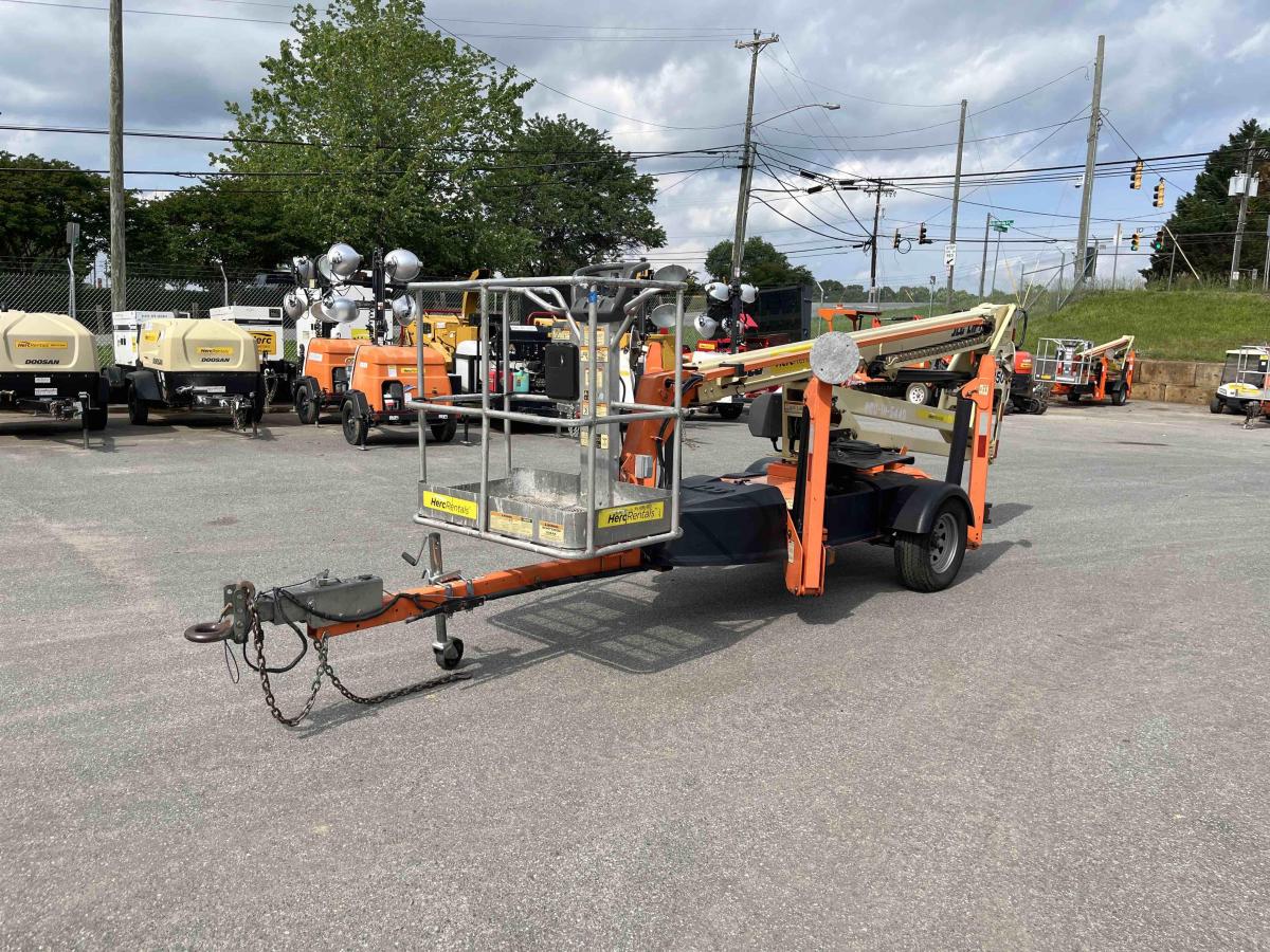 2016 JLG T350