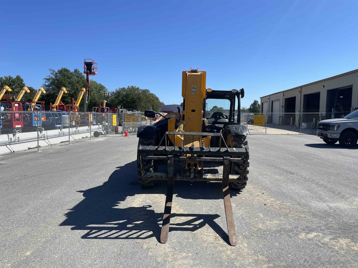 2021 JCB 507-42-7