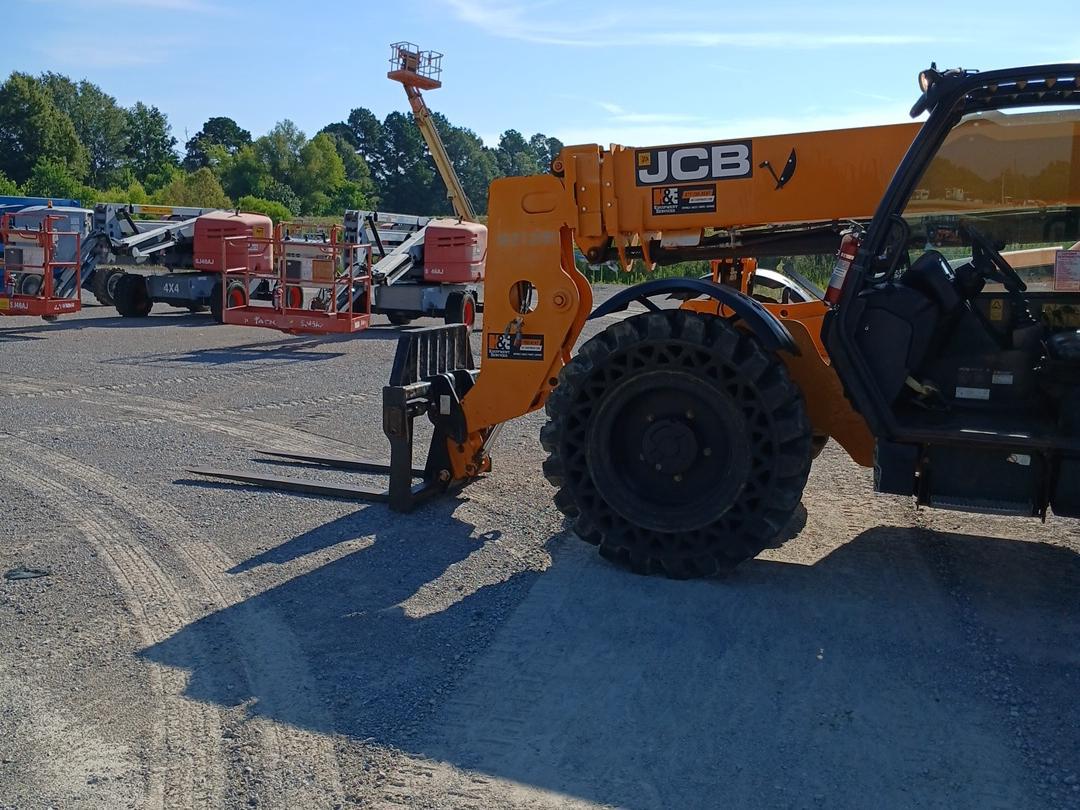 2019 JCB 507-42-7