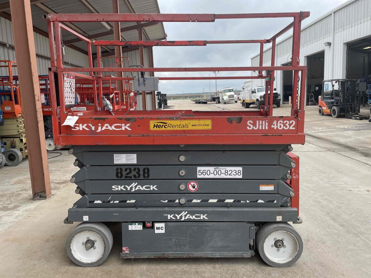 2017 Skyjack SJ4632