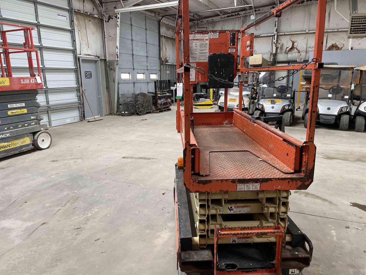 2018 JLG 1932R