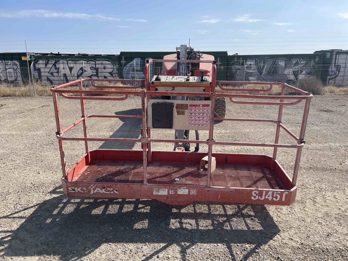 2017 Skyjack SJ45 T-4