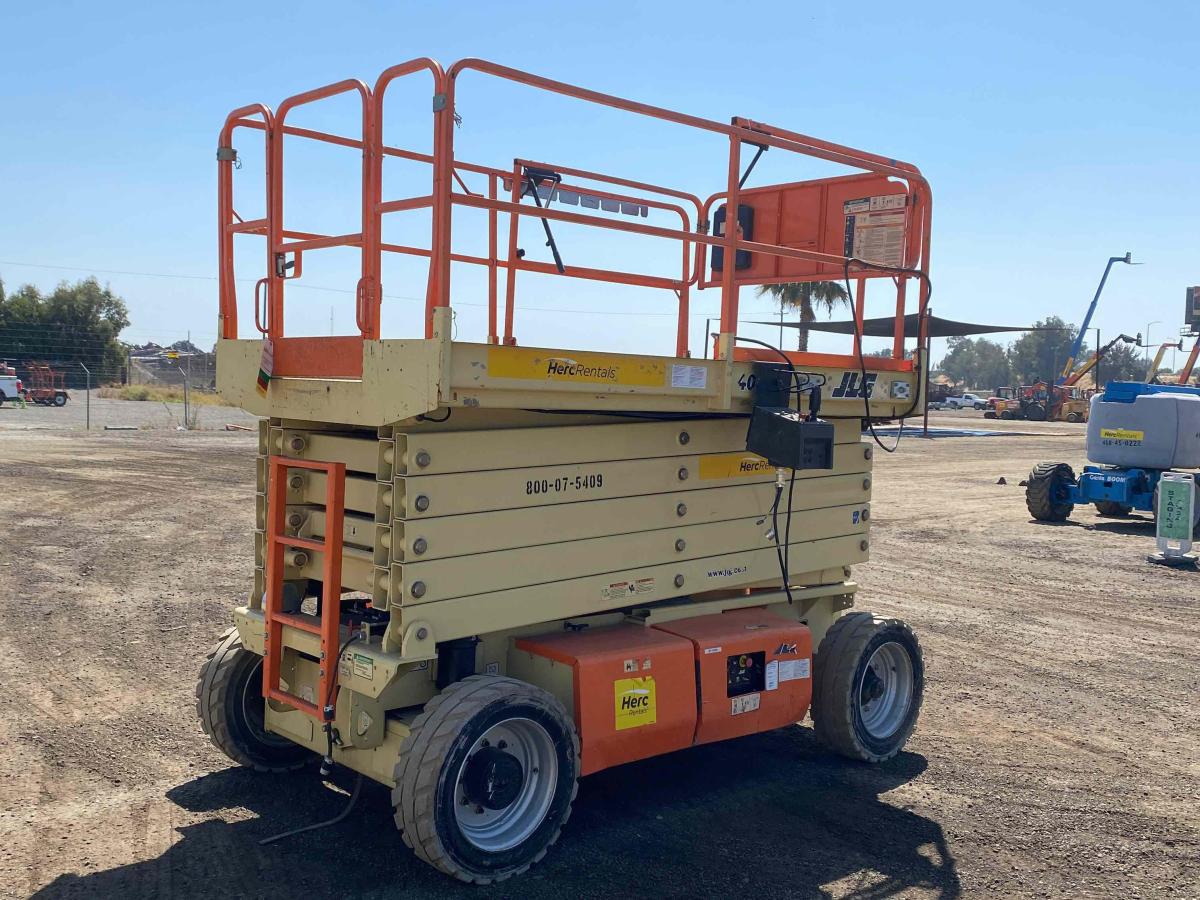 2015 JLG 4069LE
