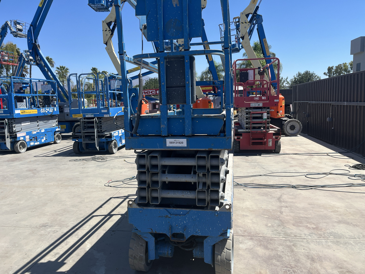 2016 Genie GS-2632-4