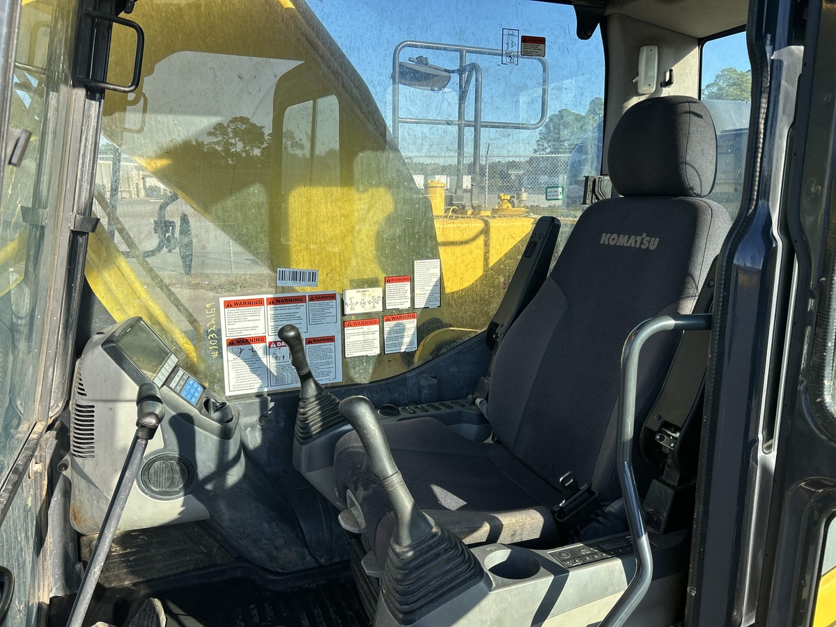 2021 Komatsu PC210LC-11-6