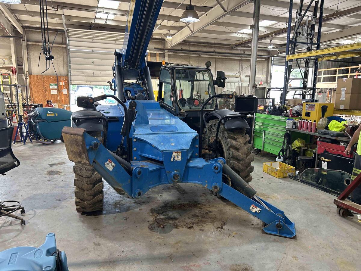 2019 Genie GTH-1056-4