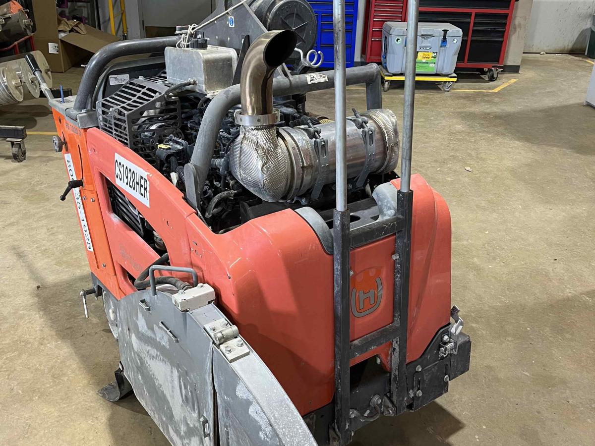 2021 Husqvarna FS7000-2