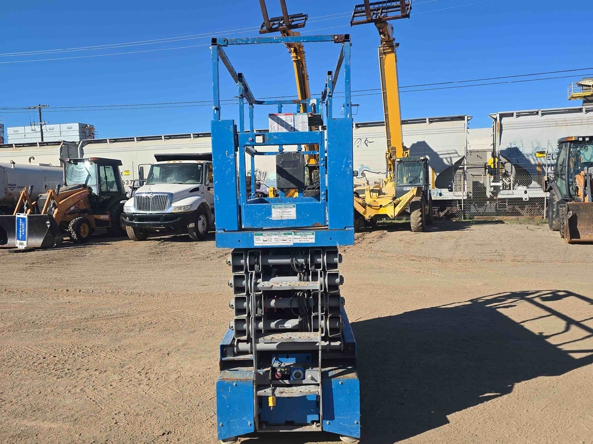 2018 Genie GS-3232-6