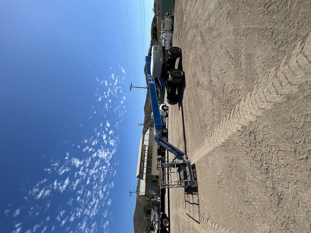 2017 Genie S-65