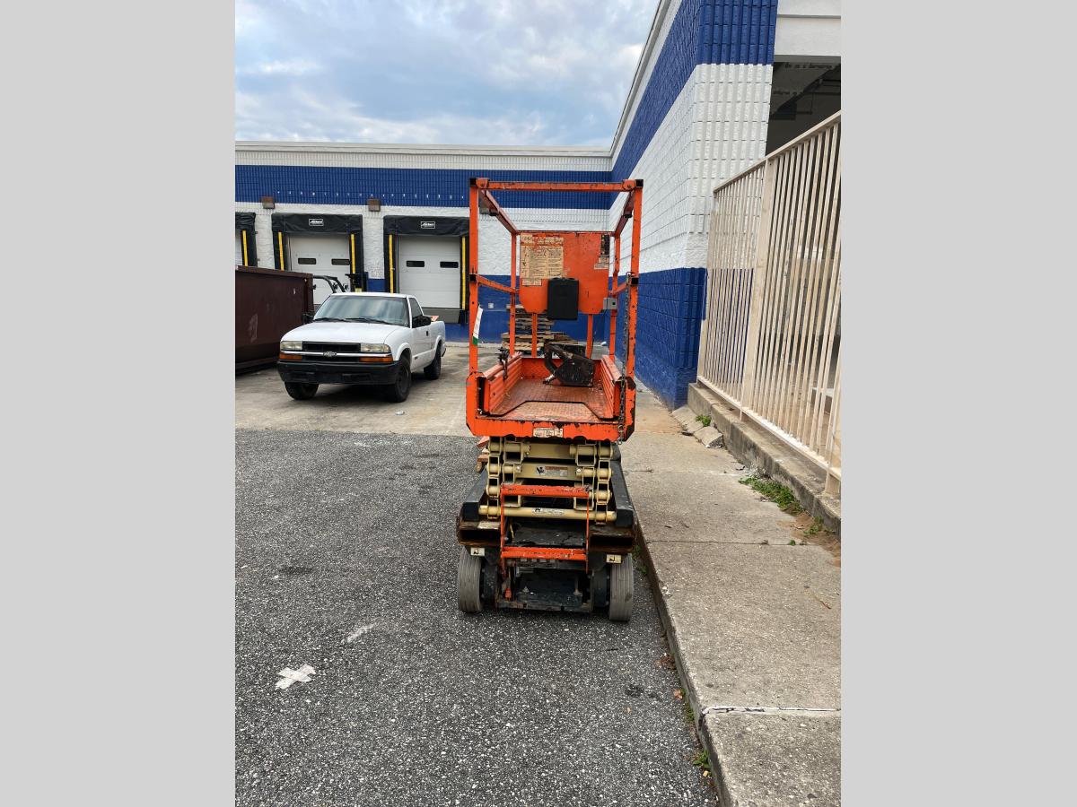2018 JLG 1932R