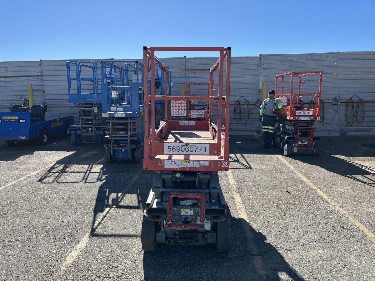 2018 Skyjack SJ-3220-4