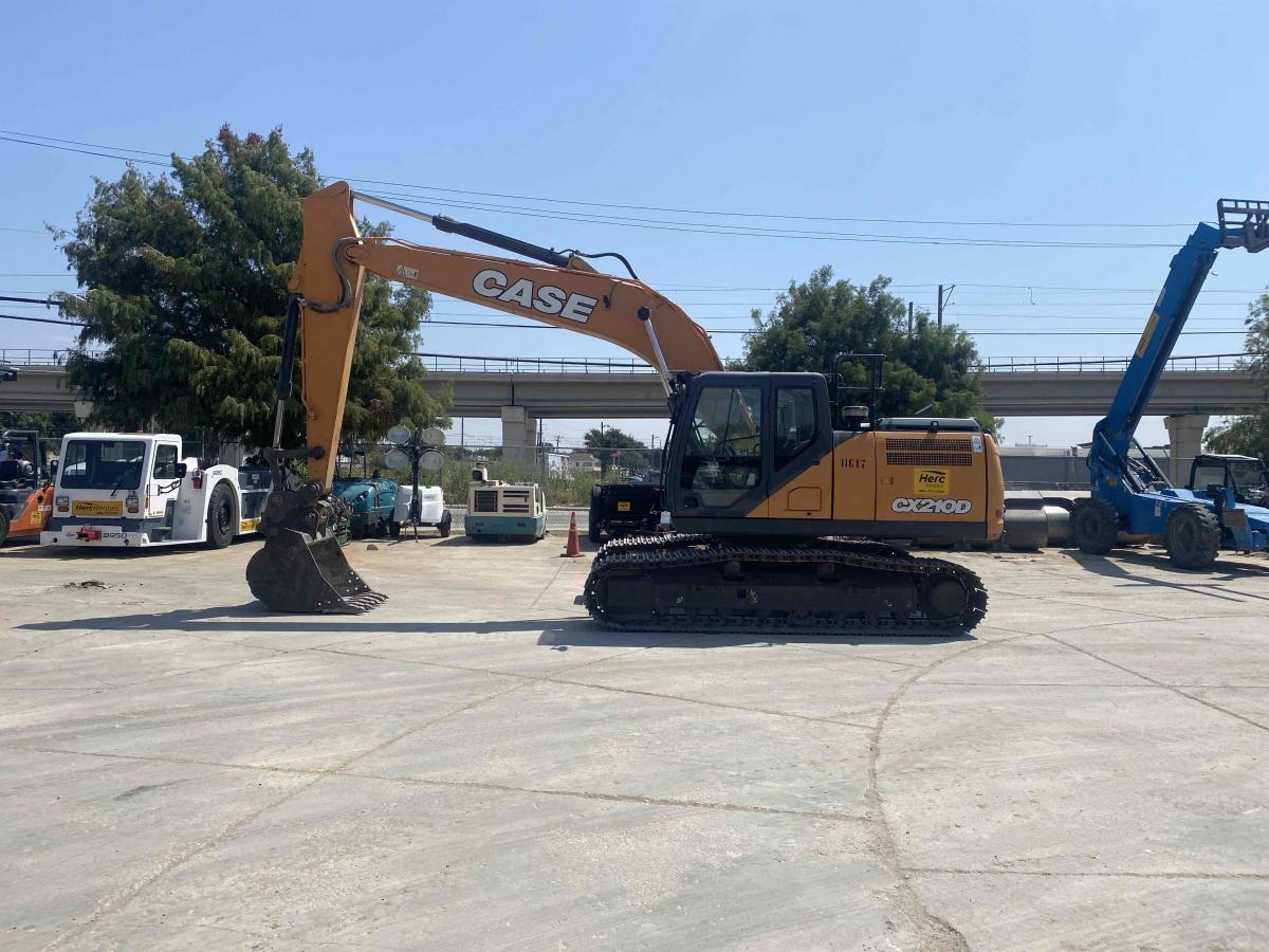 2021 Case CX210D