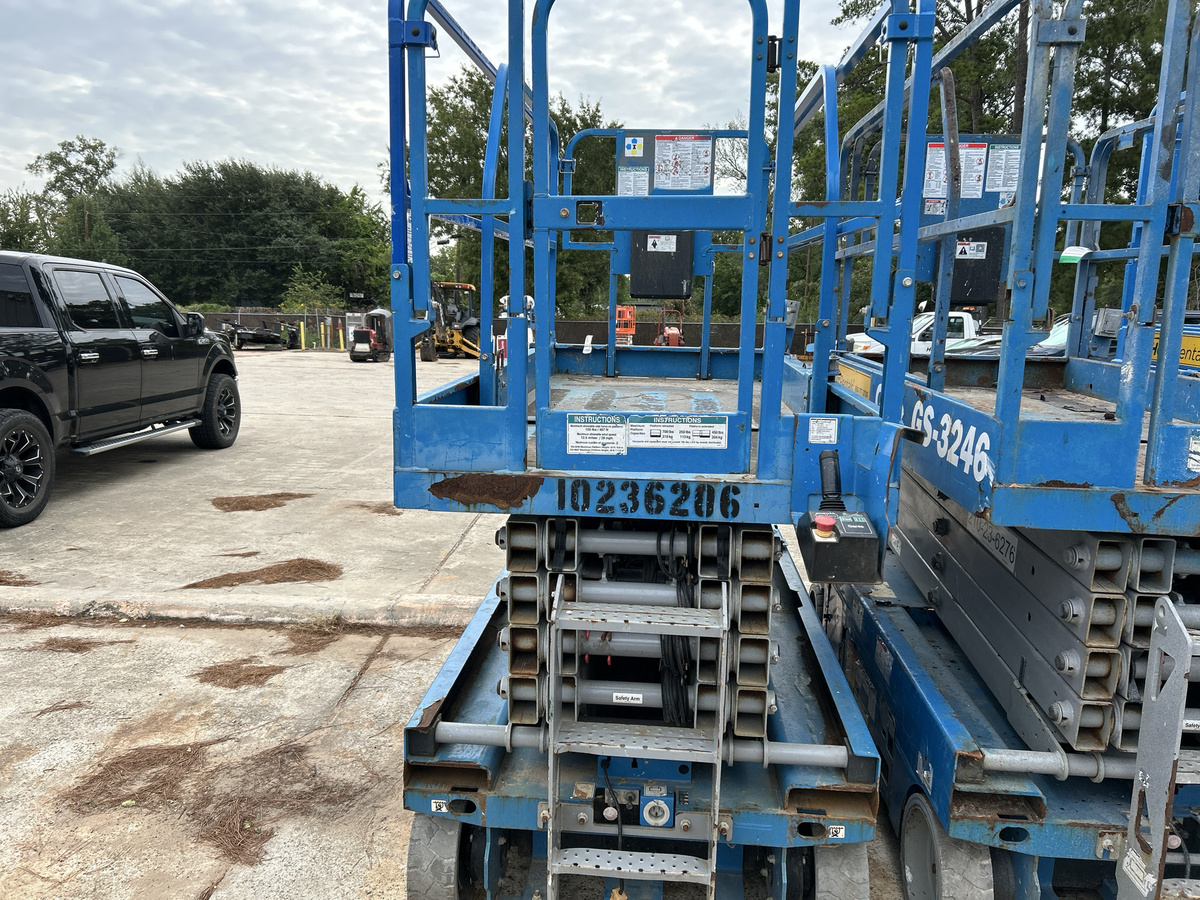 2018 Genie GS-3246-3