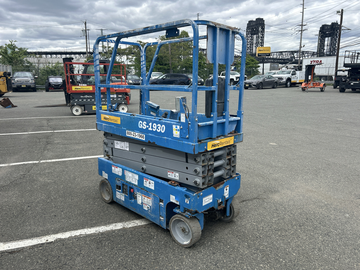 2018 Genie GS-1930-4