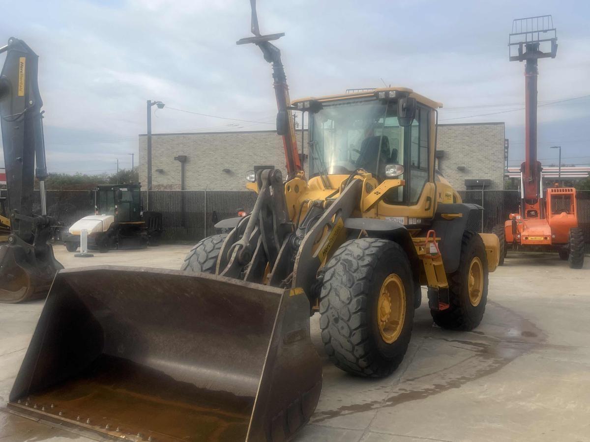 2019 Volvo L70H