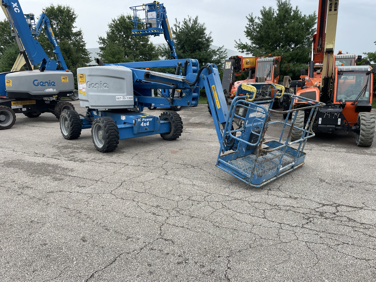 2018 Genie Z-45/25J RT