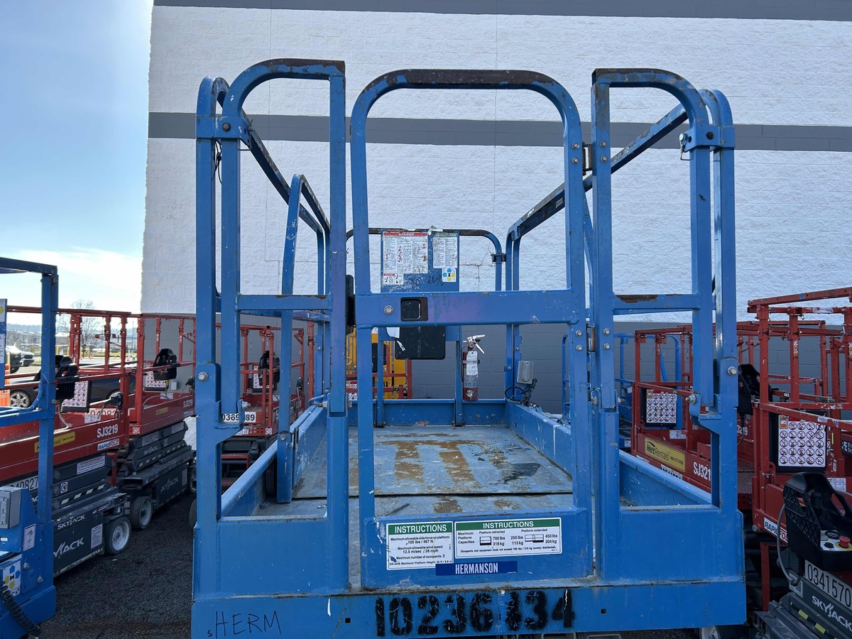 2018 Genie GS-4047-6