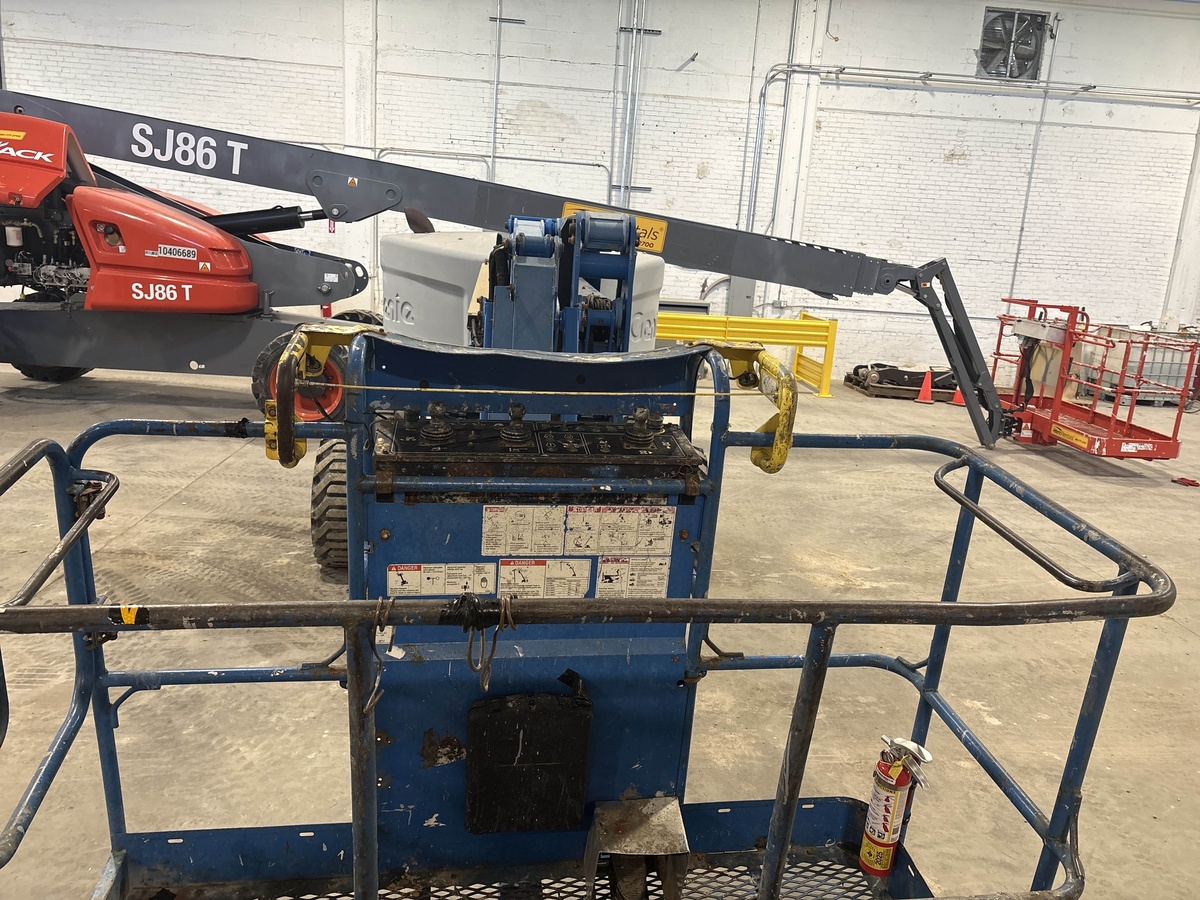 2017 Genie Z-45/25 RT-4