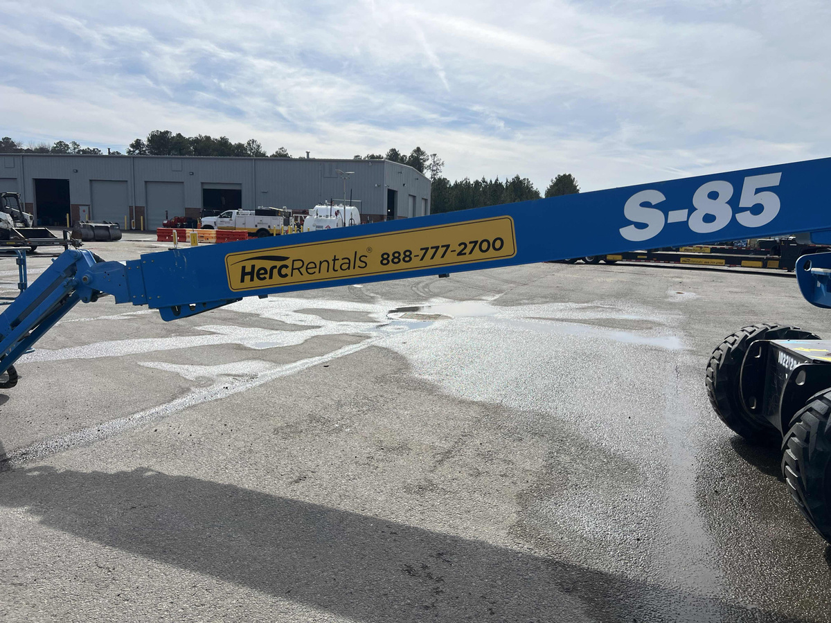 2017 Genie S-85-6