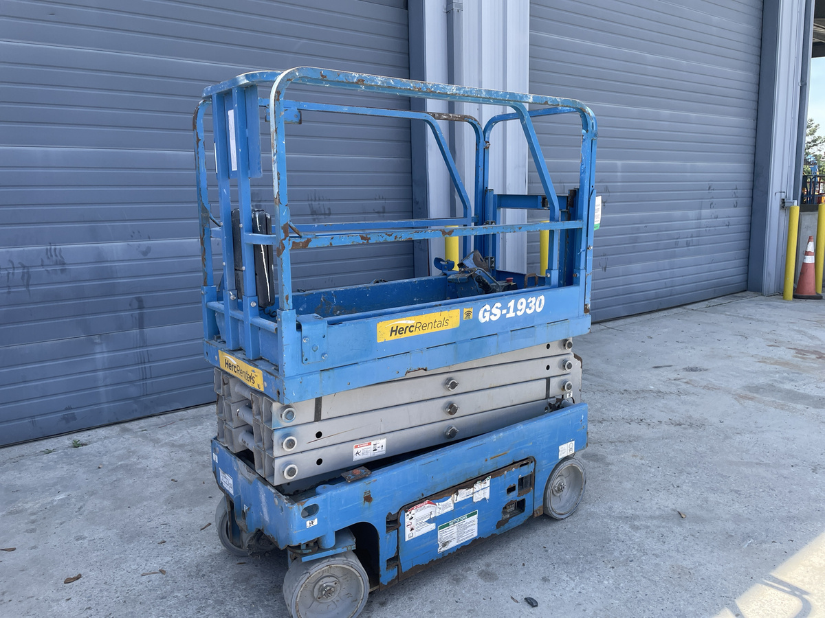 2019 Genie GS-1930