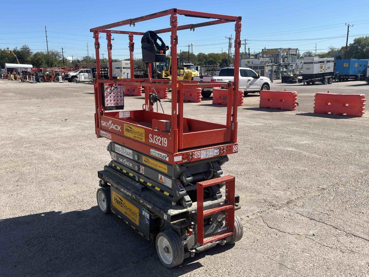 2021 Skyjack SJ3219