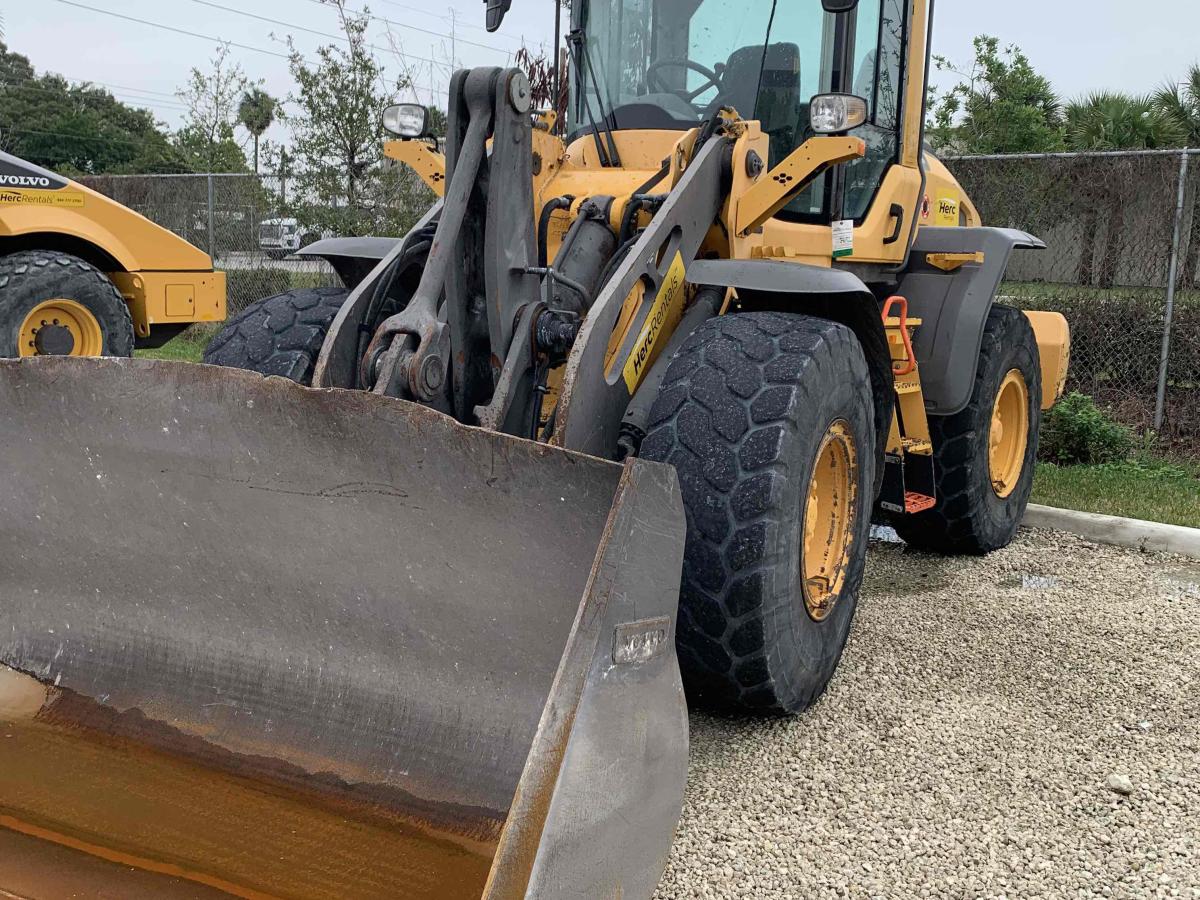 2019 Volvo L90H