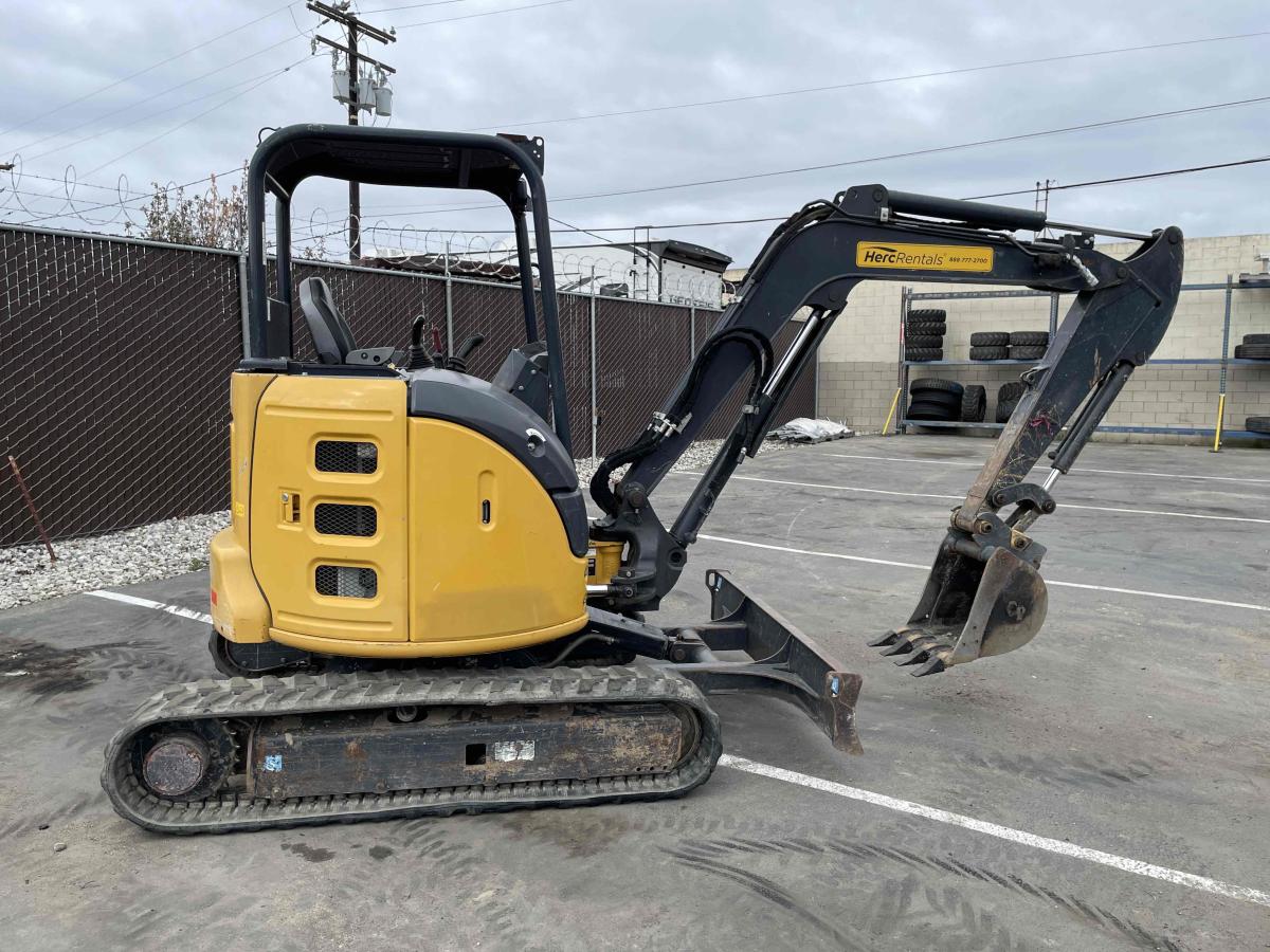 2019 John Deere 35G