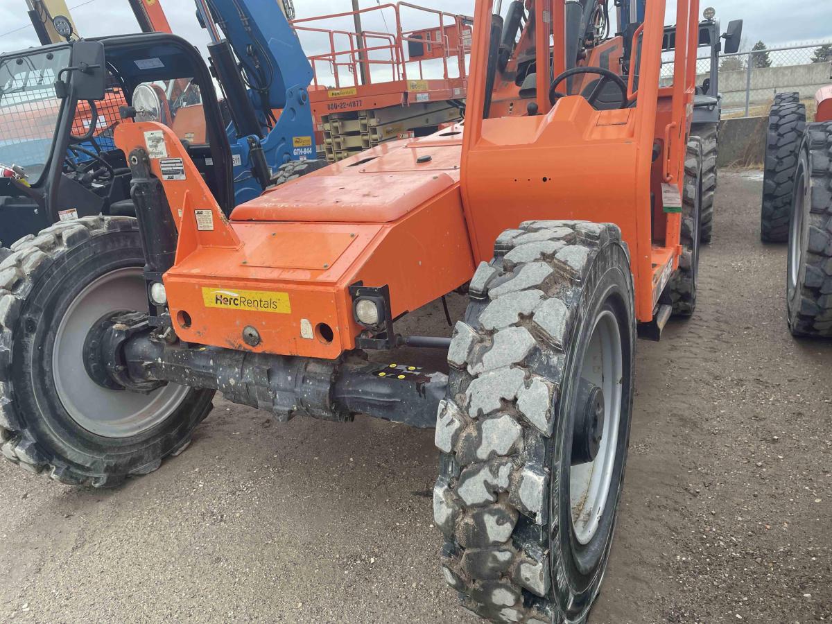 2018 SkyTrak 8042