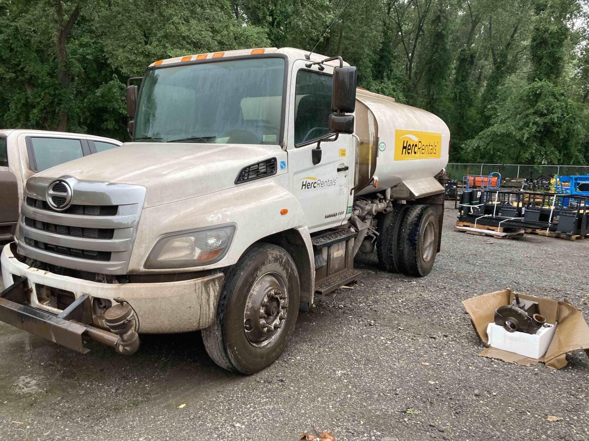 2019 Hino 338-3