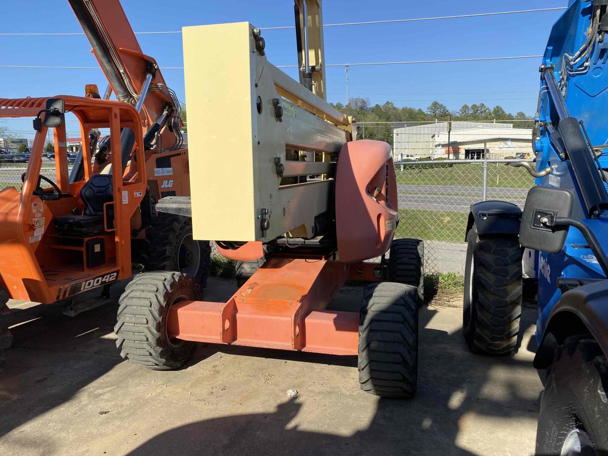 2012 JLG 450AJ