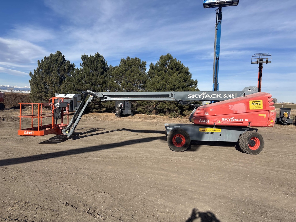 2015 Skyjack SJ45 T