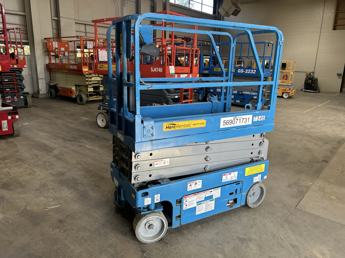 2018 Genie GS-1930