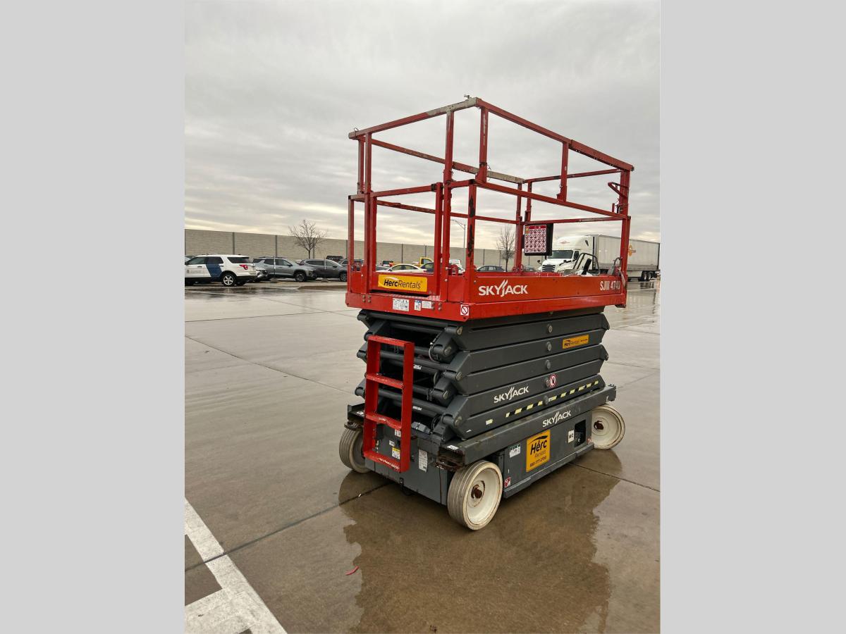 2018 Skyjack SJ4740