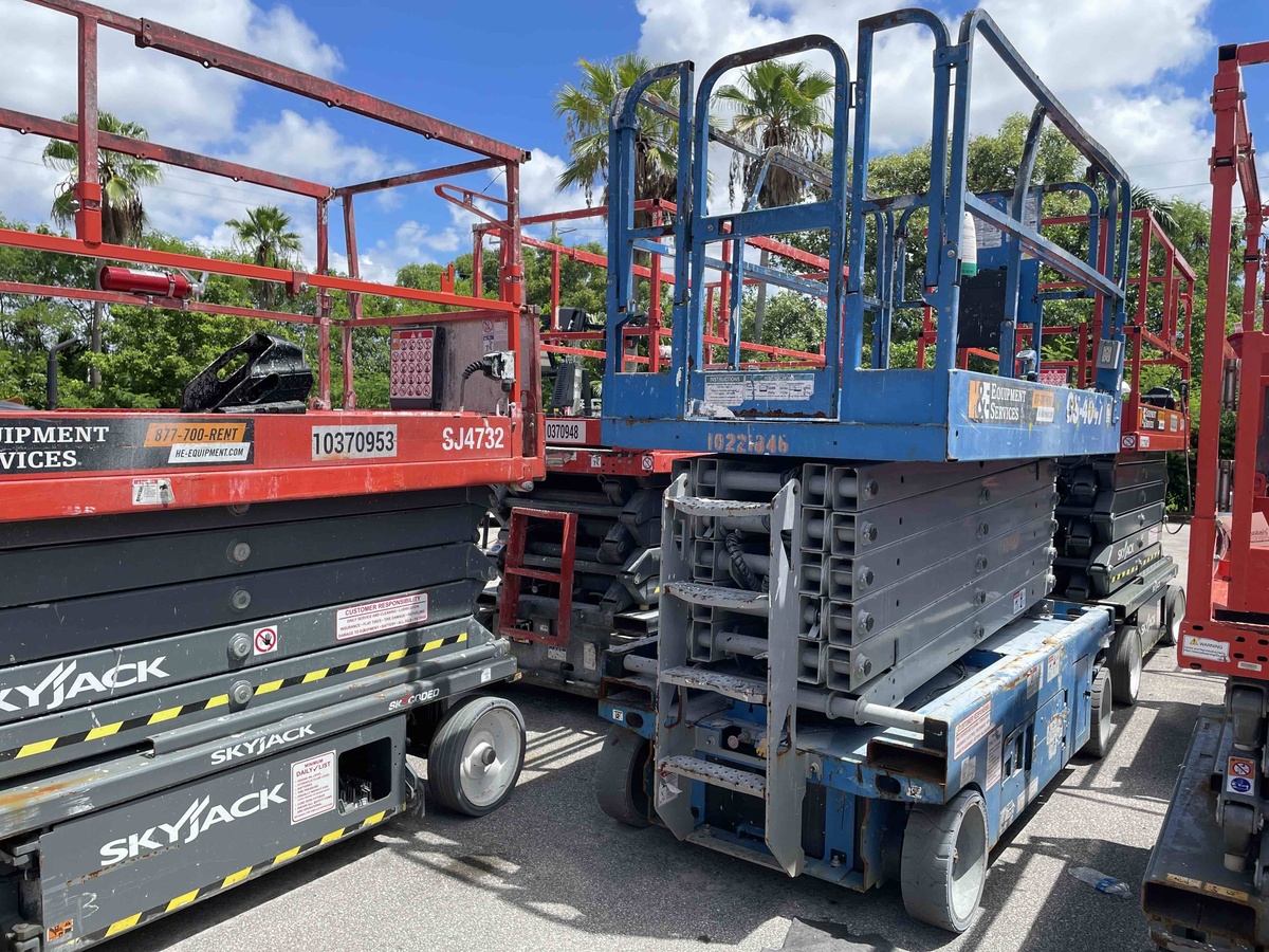 2017 Genie GS-4047-1