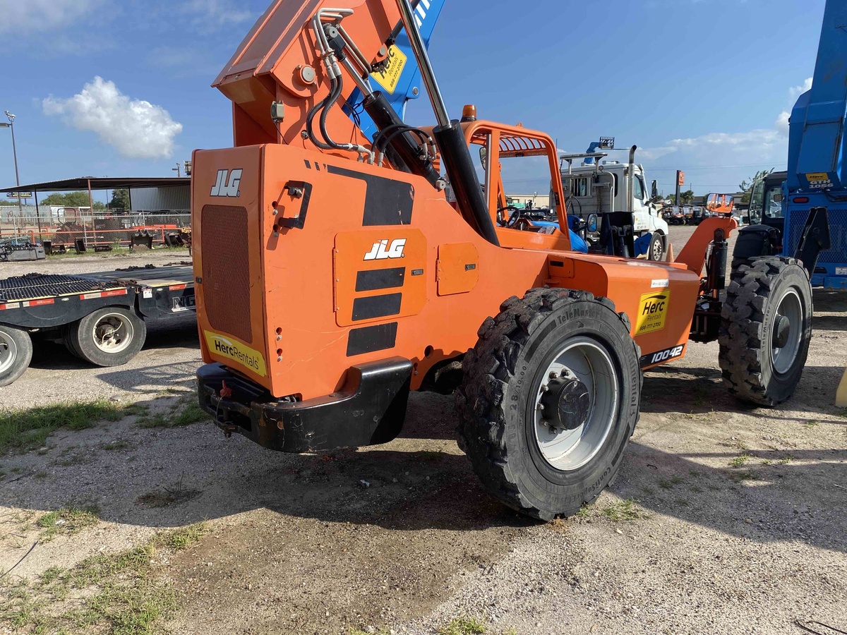 2020 SkyTrak 10042-3