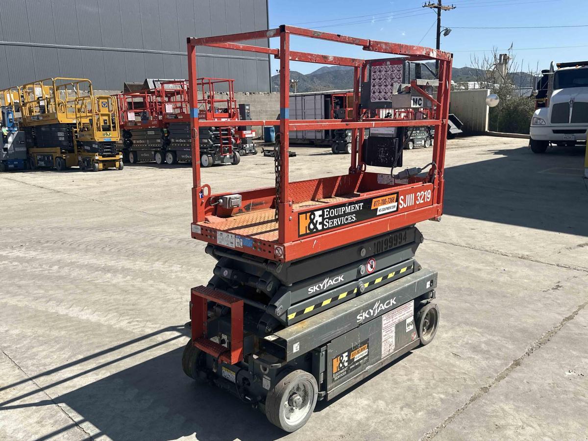 2016 Skyjack SJ3219