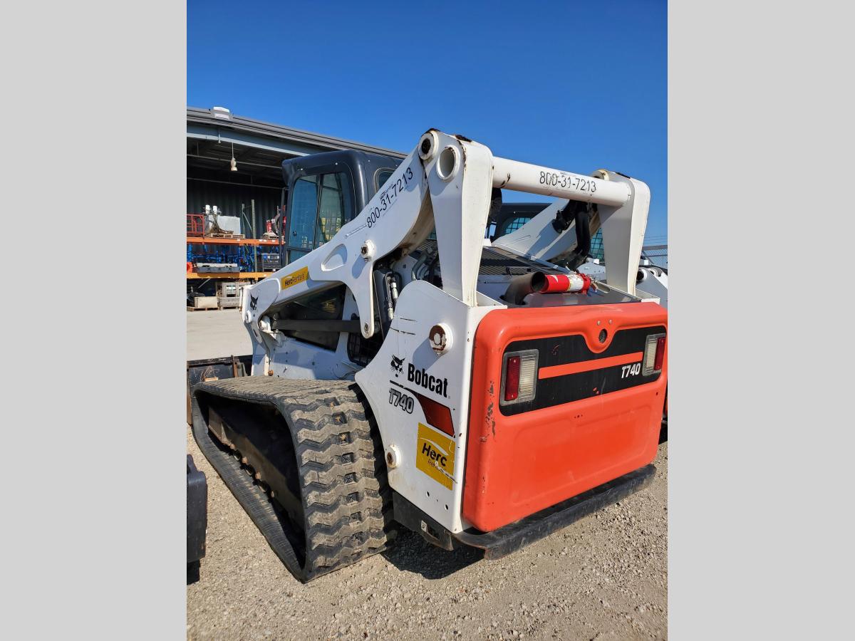 2021 Bobcat T740-5