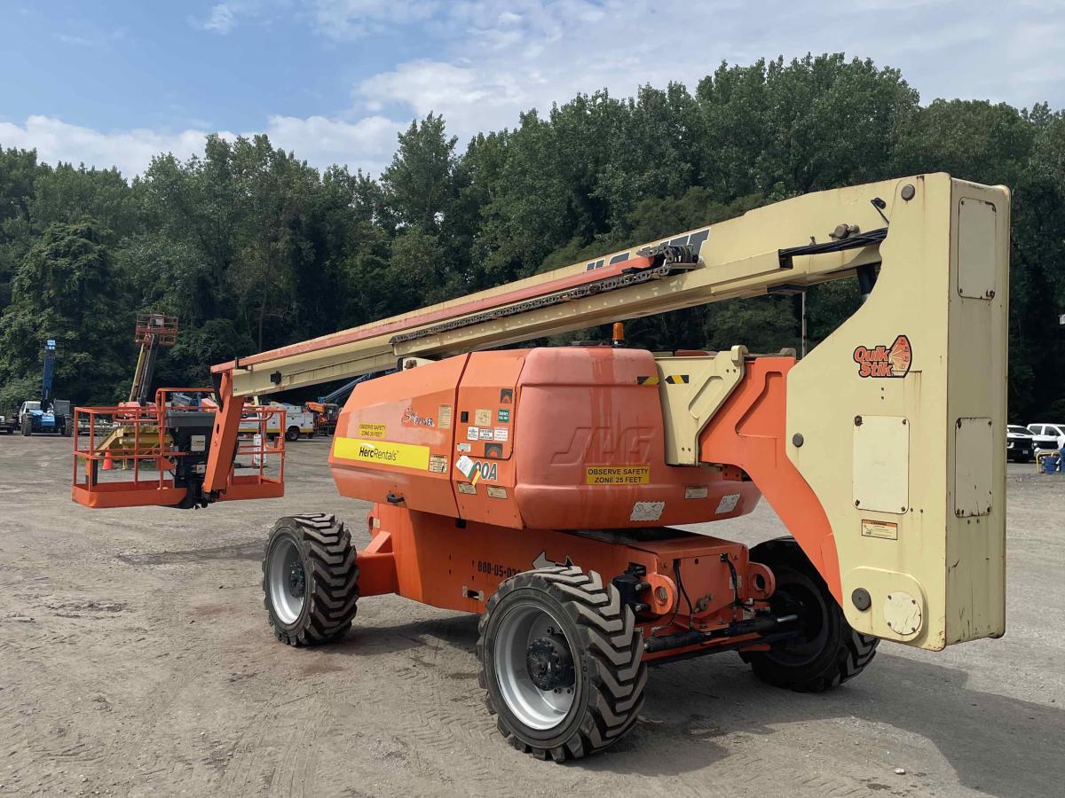 2015 JLG 800A