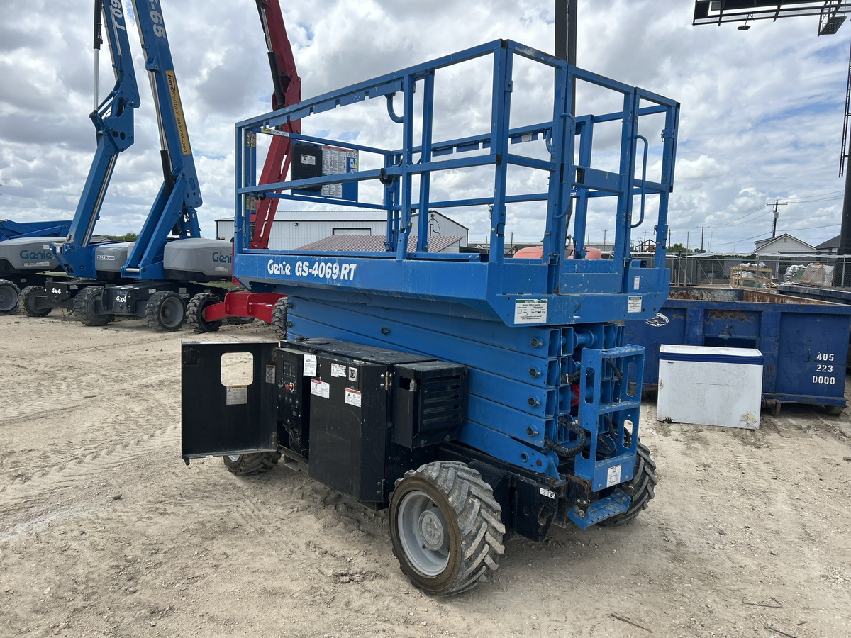 2018 Genie GS-4069 RT-3