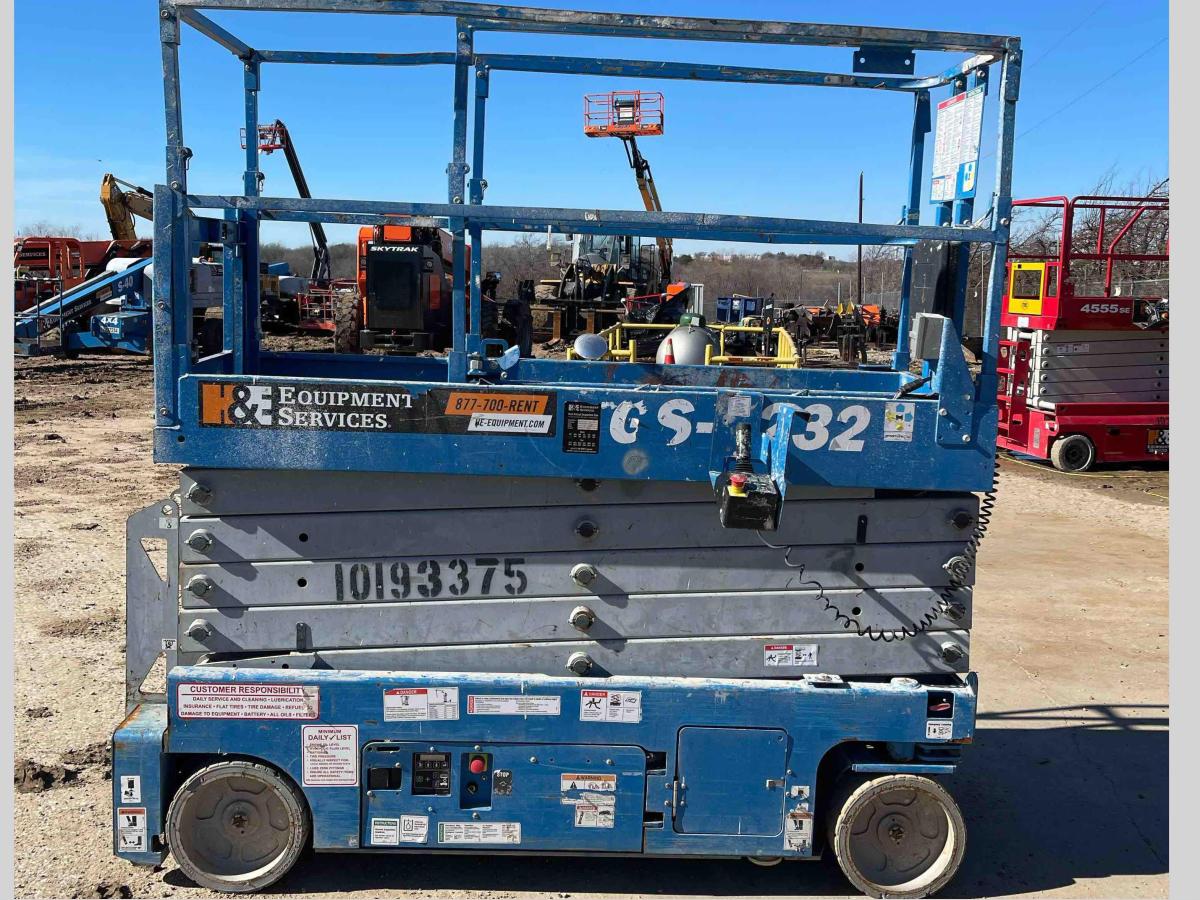 2016 Genie GS-3232-5