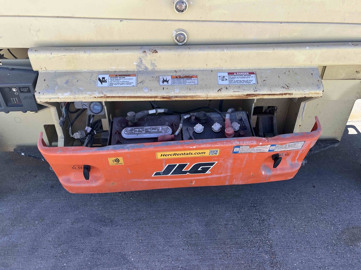 2018 JLG 3246ES-13