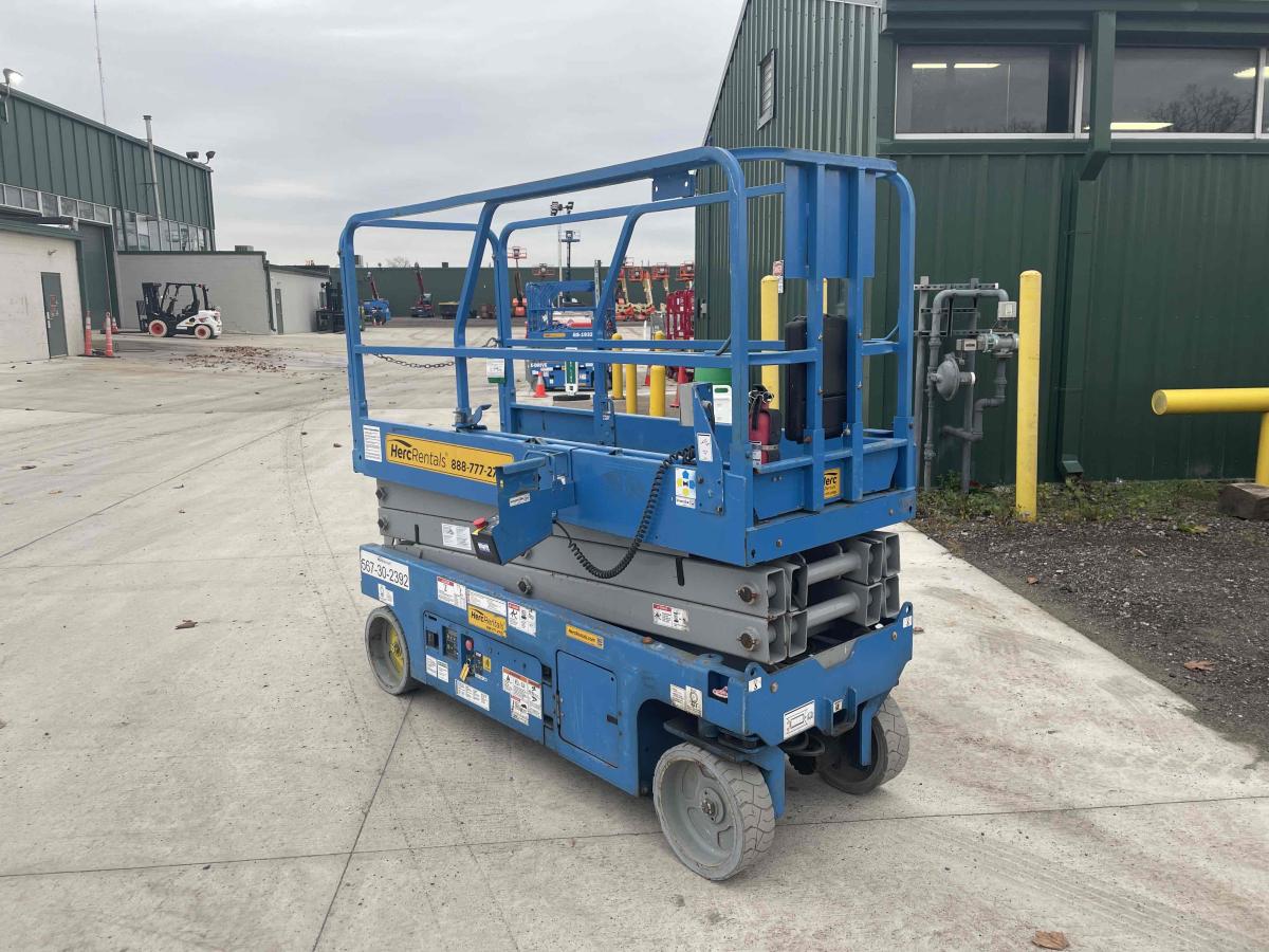 2019 Genie GS-2032
